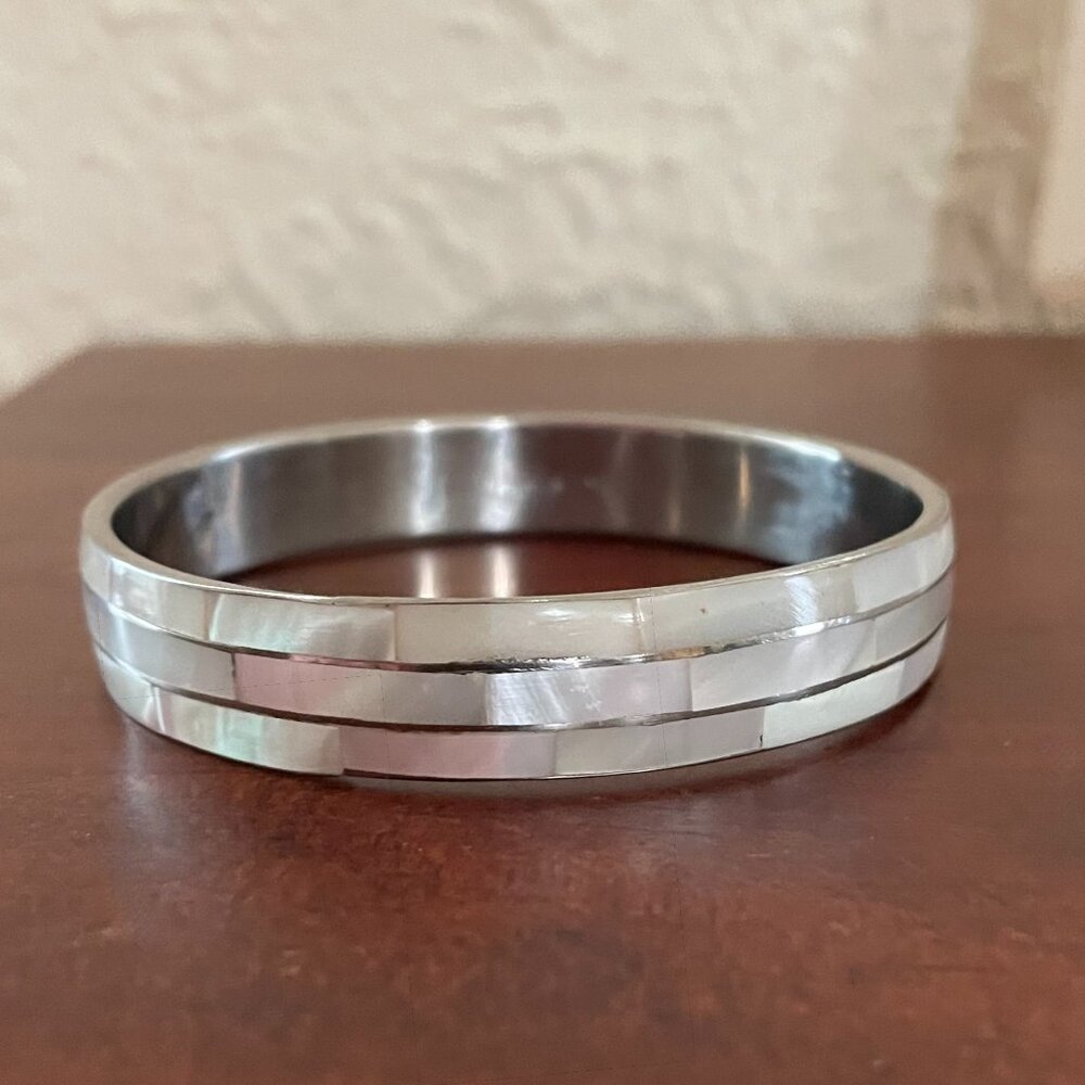 Vintage Mother of Pearl Bangle Bracelet